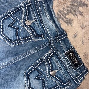 Miss Me Women's Medium Blue Embroidered Pocket Boot Cut Jeans